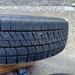 155/65R14アルミ付きスタッドレスの画像