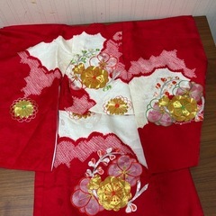 豪華刺繍＋絞り入り 赤の正絹着物 七五三・お宮参りにの画像