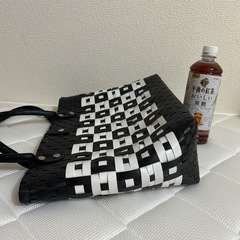 カゴバックの画像