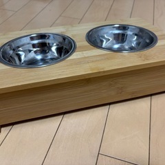 ペット用お皿木製トレー付き　散歩リードの画像
