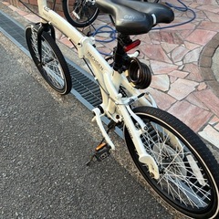 折りたたみ自転車 20インチ 変速ありありの画像