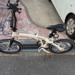 折りたたみ自転車 20インチ 変速ありありの画像