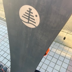 スノーボードとブーツ
の画像