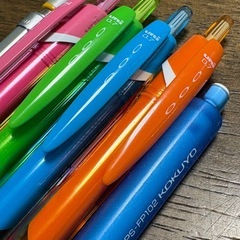 ボールペン フリクション4色 など いろいろいろいろの画像