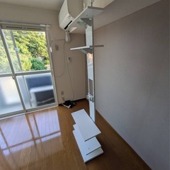 テレビ棚の画像