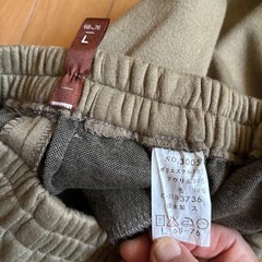 膝下内側ファスナー付ズボン、サイズＬ
の画像