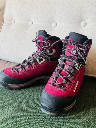 ローバー LOWA エクスパート L220029 ベリー×ブラック冬山　登山靴24cm