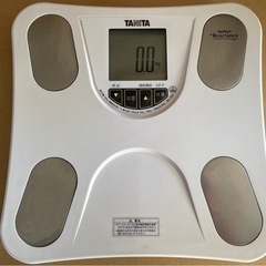 TANITA（タニタ） OMRONオムロン体重計 最大150kg の画像