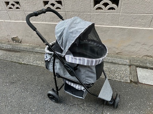ペットカート　ペットバギー　耐荷重12K  定価2万円　ほぼ美品！！