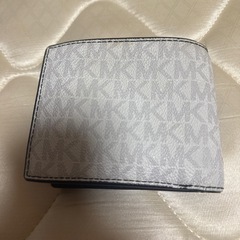 マイケルコース 財布の画像