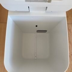 【美品】TOWNEW  全自動スマートゴミ箱 15.5L ゴミ袋自動セット 悪臭対策 センサー開閉   充電式 バッテリー内蔵 の画像