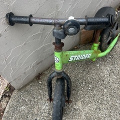 ストライダー　みどりの画像
