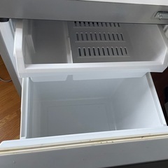 AQUA冷凍冷蔵庫の画像