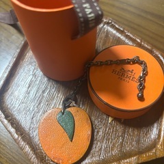 HERMES 　オレンジ🍊チャームの画像