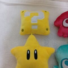 スーパーマリオブラザーズ＆スプラトゥーン　ミニポーチ4個の画像
