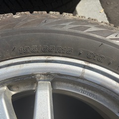 30プリウス純正ホイール&スタッドレスの画像