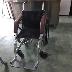 車椅子　介護の画像
