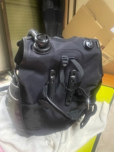 TUSA（ツサ）のダイビング用BCジャケットレギュレータセット