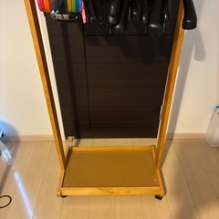 ハンガーラックの画像