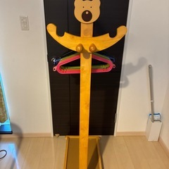 ハンガーラックの画像