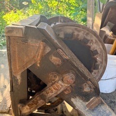 足踏み脱穀機
の画像