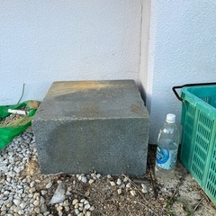 大理石？　3個ありの画像