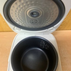 ✅ヤマダ電機マイコンジャー炊飯器✅ ✅YEC-M10G1✅の画像