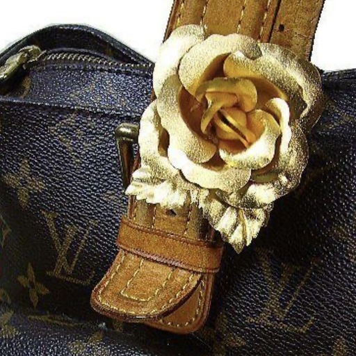 ゴールド 金バラ ブローチ ボックス付き