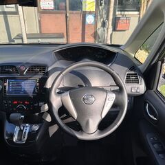 ローンは毎月4,400円～　日産セレナハイウェイスター　Sハイブリッド　左側パワースライドドア／オートクルーズコントロール／ＣＶＴ対策プログラム済み／後席オートエアコン／アイドリングストップ／フロントドライブレコーダー／純正Ｂｌｕｅｔｏｏｔｈメモリーナビ／スマートキーの画像