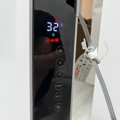 デロンギ コンベクターヒーター HXJ60L12-WH（ホワイト）の画像