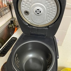 アイリス炊飯器の画像