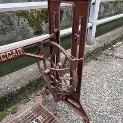 ミシン台  アンティークの画像