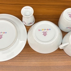 ファミリアの子供用食器５点セット　中古品の画像