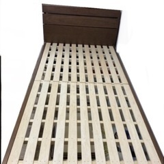 【マナベインテリアハーツ】　シングルベッド　スノコ　 高さ調節可能　コンセント付  宮付き　分解済みの画像