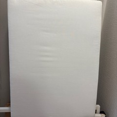 ベビーベッドの画像