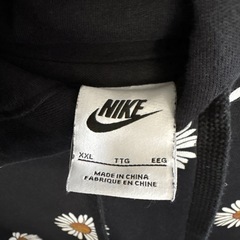 NIKE パーカー
の画像