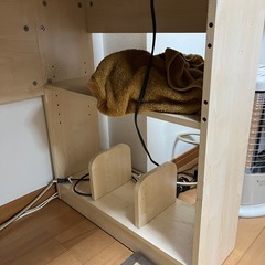 テーブル、椅子セットの画像