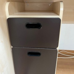 テーブル、椅子セットの画像