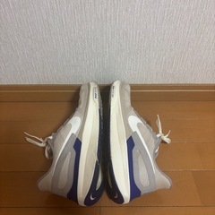 【美品】28.5 ナイキ メンズ ランニングシューズの画像