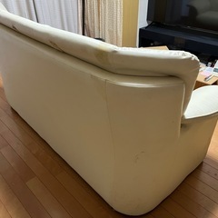 三人掛けソファの画像