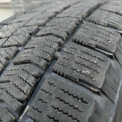 215/65R16 ＶＲＸ2 物々交換しませんか？の画像