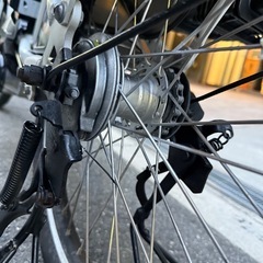 大阪府　子供乗せ　ヤマハ　電動アシスト自転車 チャイルドシート付き ホワイトの画像