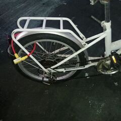 折りたたみ自転車の画像