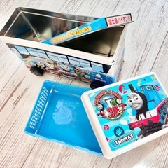 トーマスBOXとトーマス絵本の画像