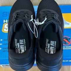 新品未使用タグ付き SKECHERS Swift Fit ブラック 26cmの画像