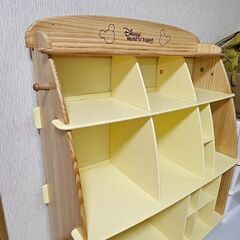棚のみDisney World of English絵本ラックの画像