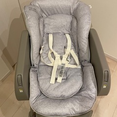 アップリカ「ユラリズム スマート プレミアム」ハイローベッド＆チェアの画像