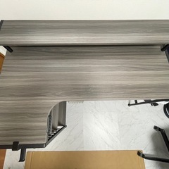 パソコンデスクの画像