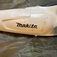 マキタ充電式クリーナーCL182FDの画像