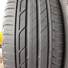 BRIDGESTONE TURANZA215/50/r18 19年2本バリ溝　シーズンオフ間近値下げの画像